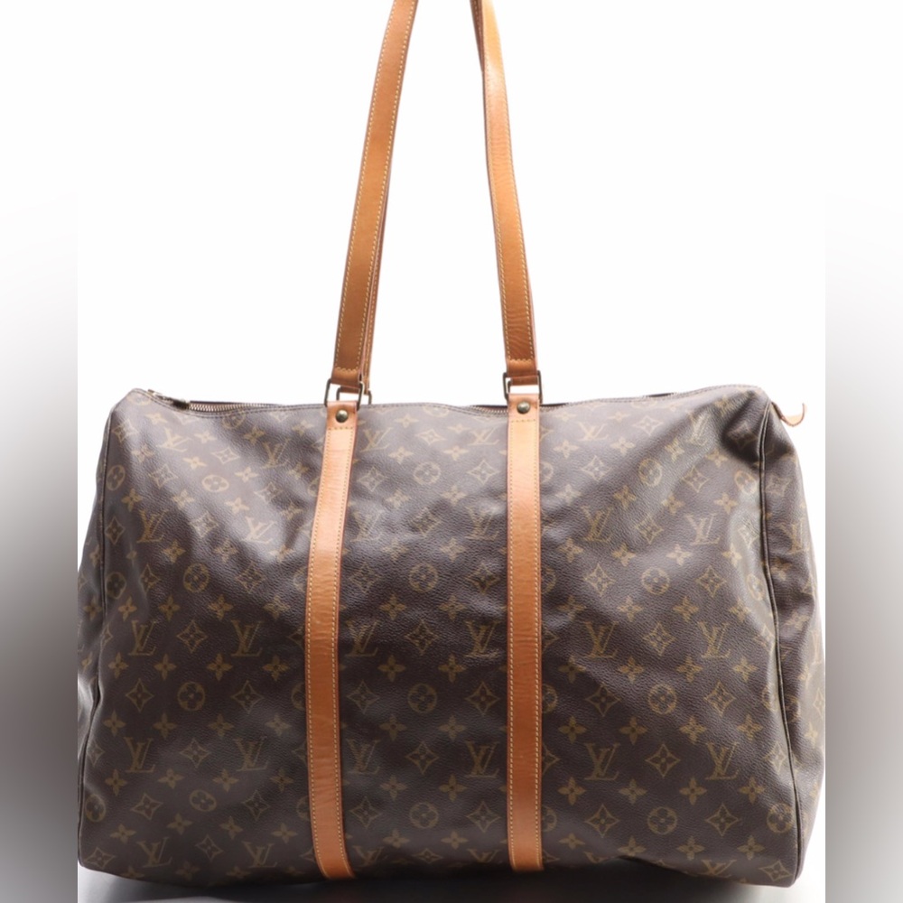 Louis Vuitton Sac Souple in Monogram Canvas and Leather - Picture 2 of 10